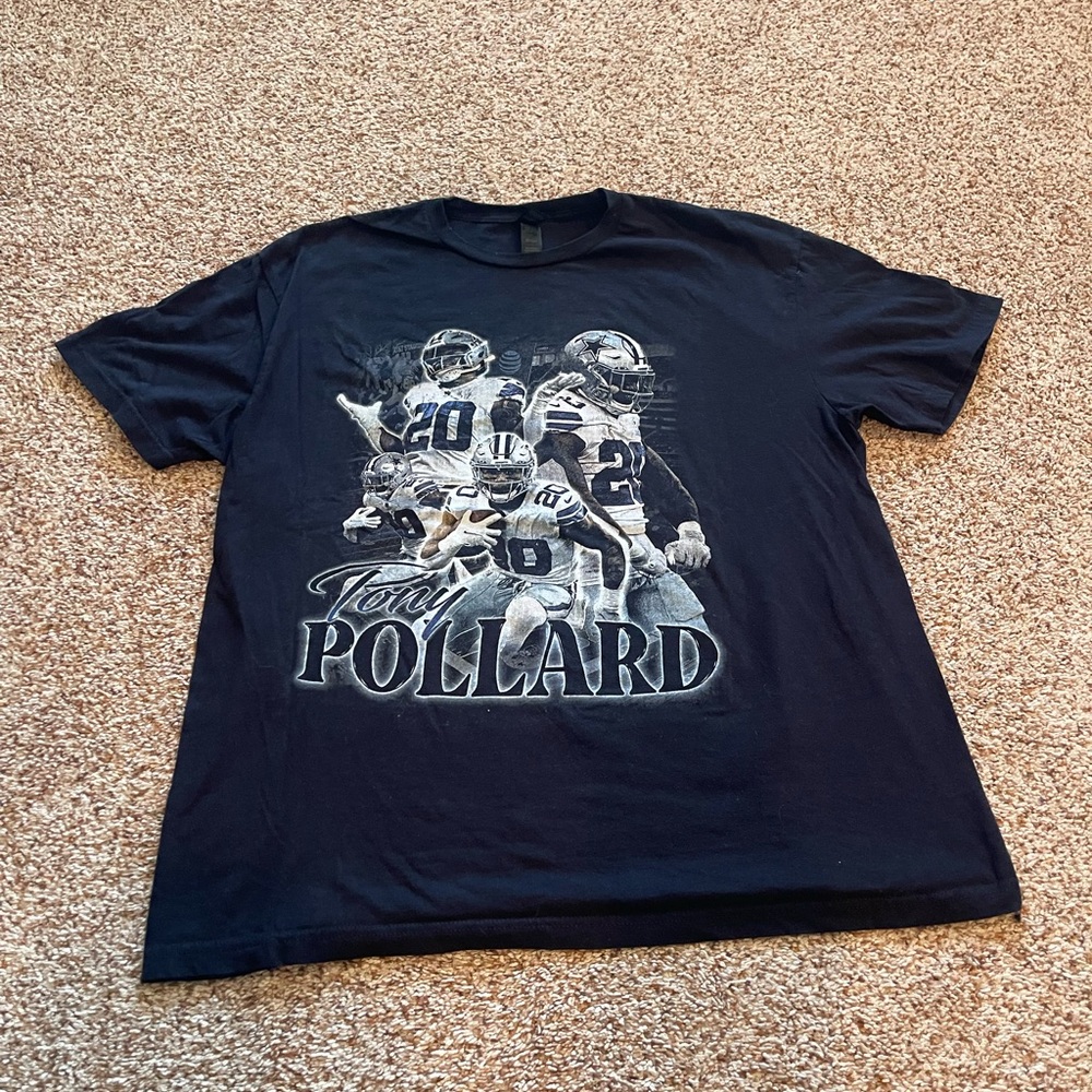 Gildan Black Graphic Tee